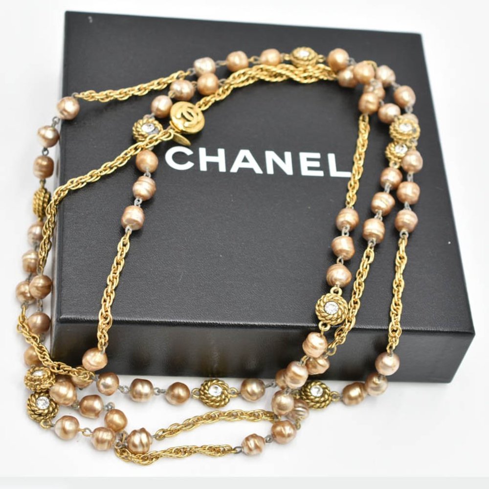 CHANEL CC Pearl & Diamond Extra Long Vintage Necklace 1980s w/Box - Picture 2 of 15